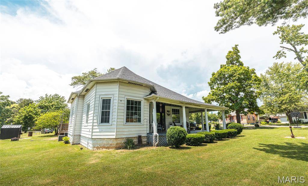 Salem, MO 65560,401 W Gibbs