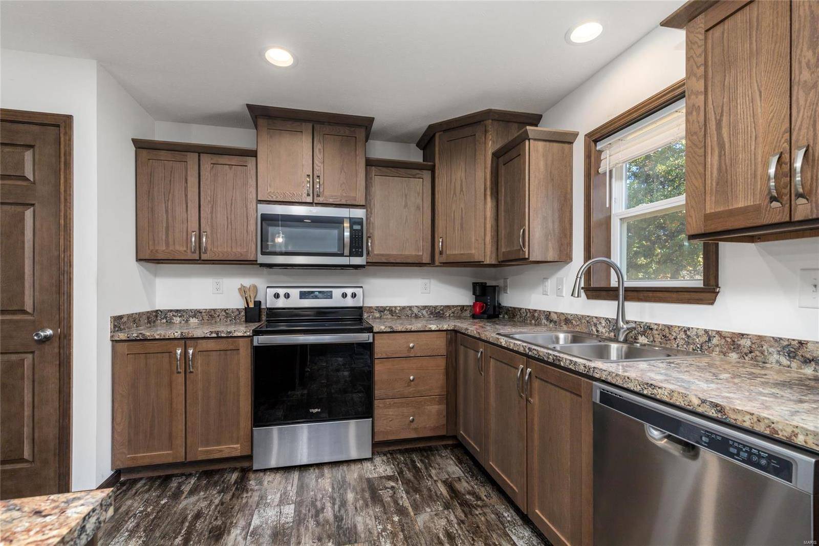 Crocker, MO 65452,16266 BRUNSWICK RD