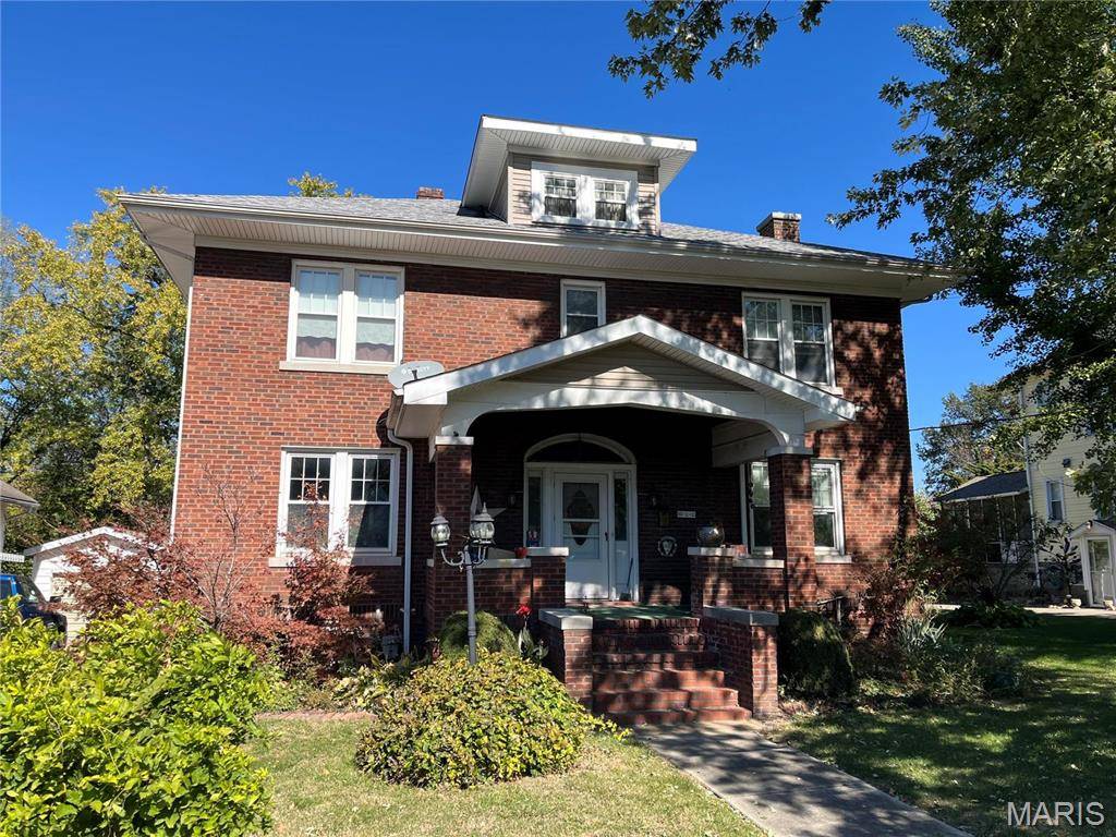 Staunton, IL 62088,611 W Main ST