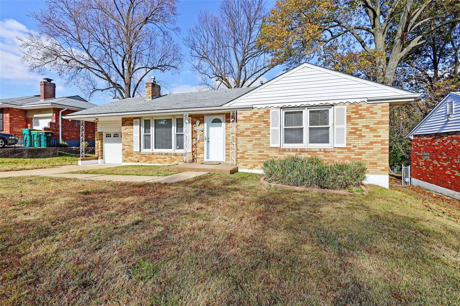 Bellefontaine Nghbrs, MO 63137,1215 Yukon DR