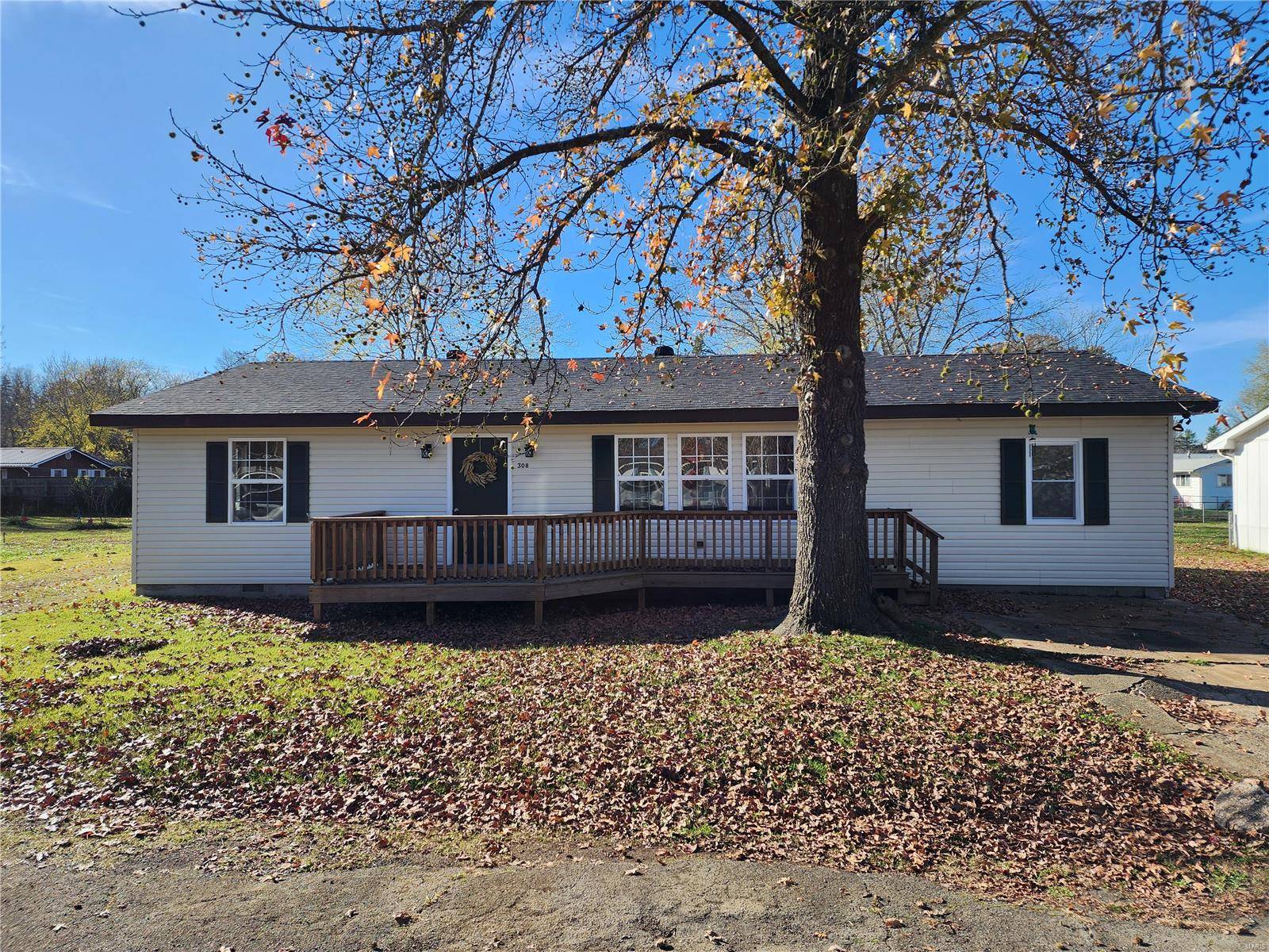 Piedmont, MO 63957,308 Navajo Dr.