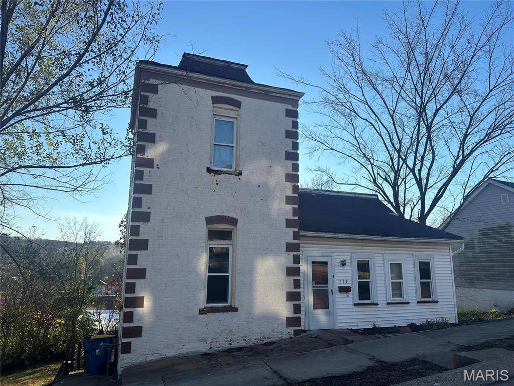 De Soto, MO 63020,113 S 2nd ST