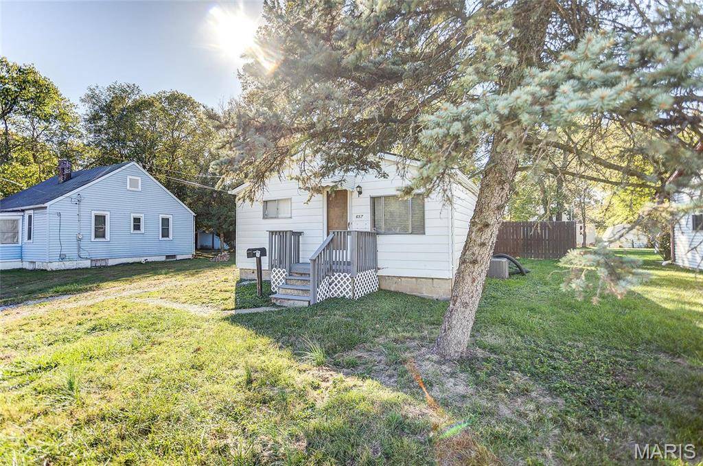 Belleville, IL 62226,657 N 39th ST