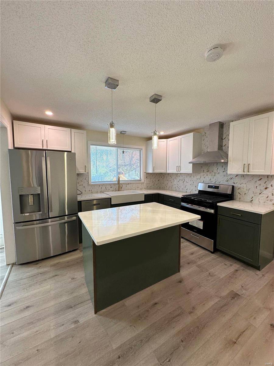 Florissant, MO 63034,926 Justice CT