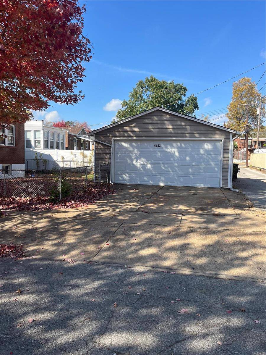 St Louis, MO 63116,4133 Walsh ST