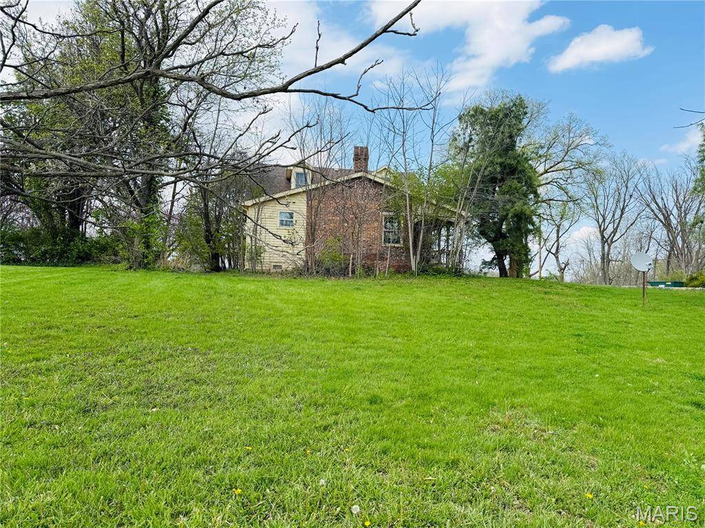 Paris, MO 65275,315 E Madison ST