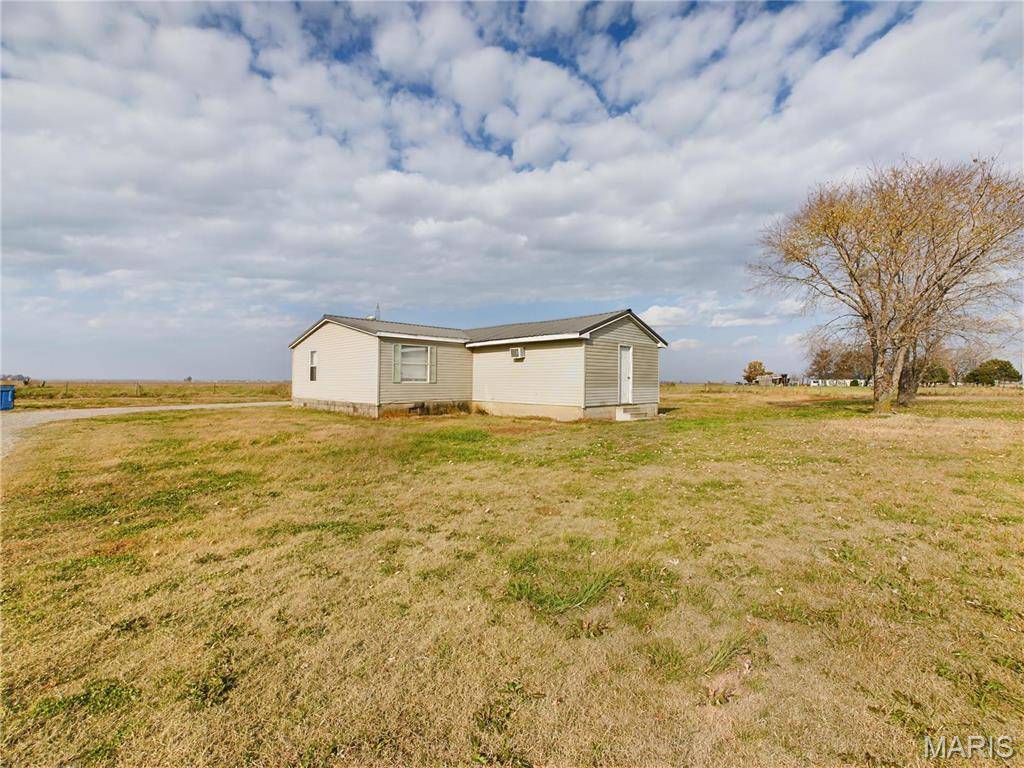 Parma, MO 63870,1287 County Road 544