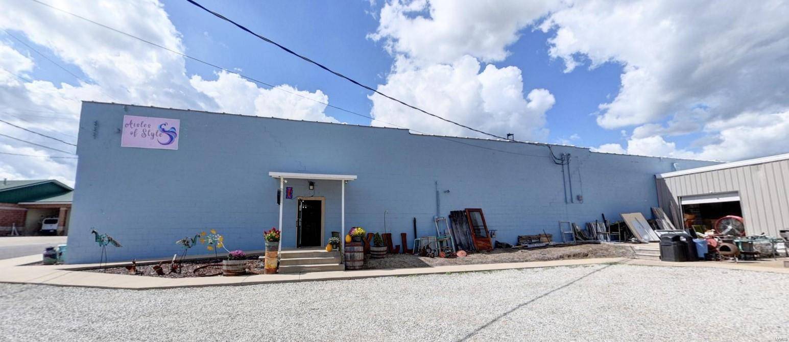 Cuba, MO 65453,105 Margaret ST
