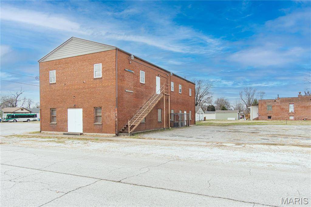 Granite City, IL 62040,2334 E 25th ST