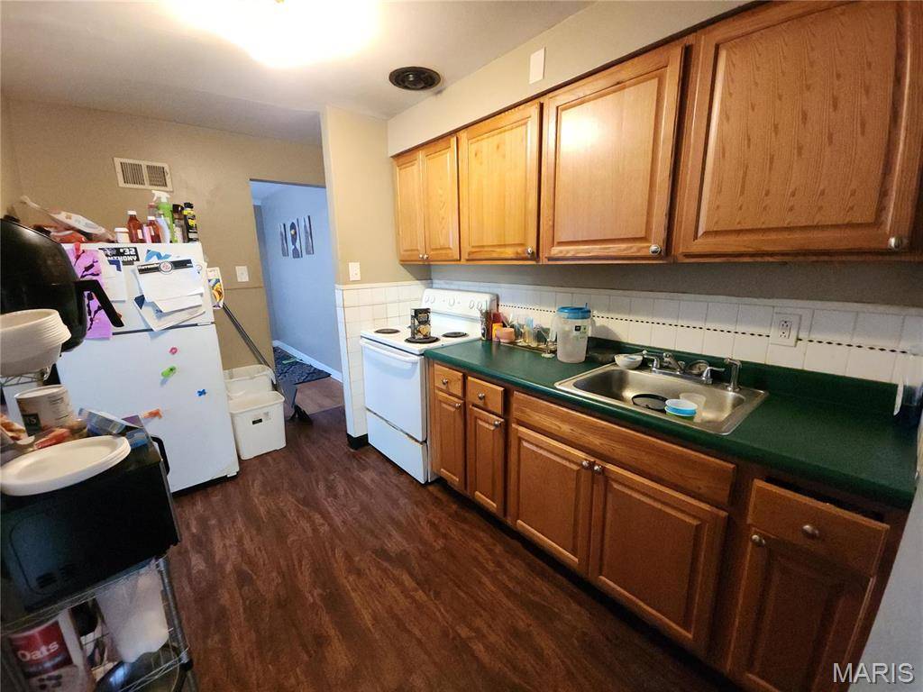 St Louis, MO 63137,1226 Blodgett DR