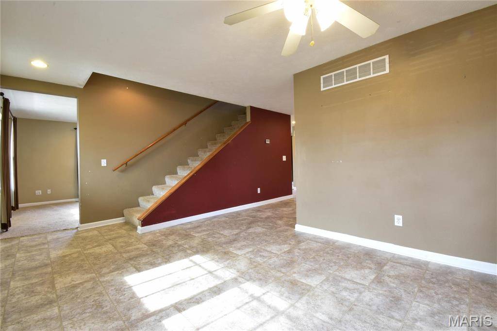 Staunton, IL 62088,429 W Olive ST