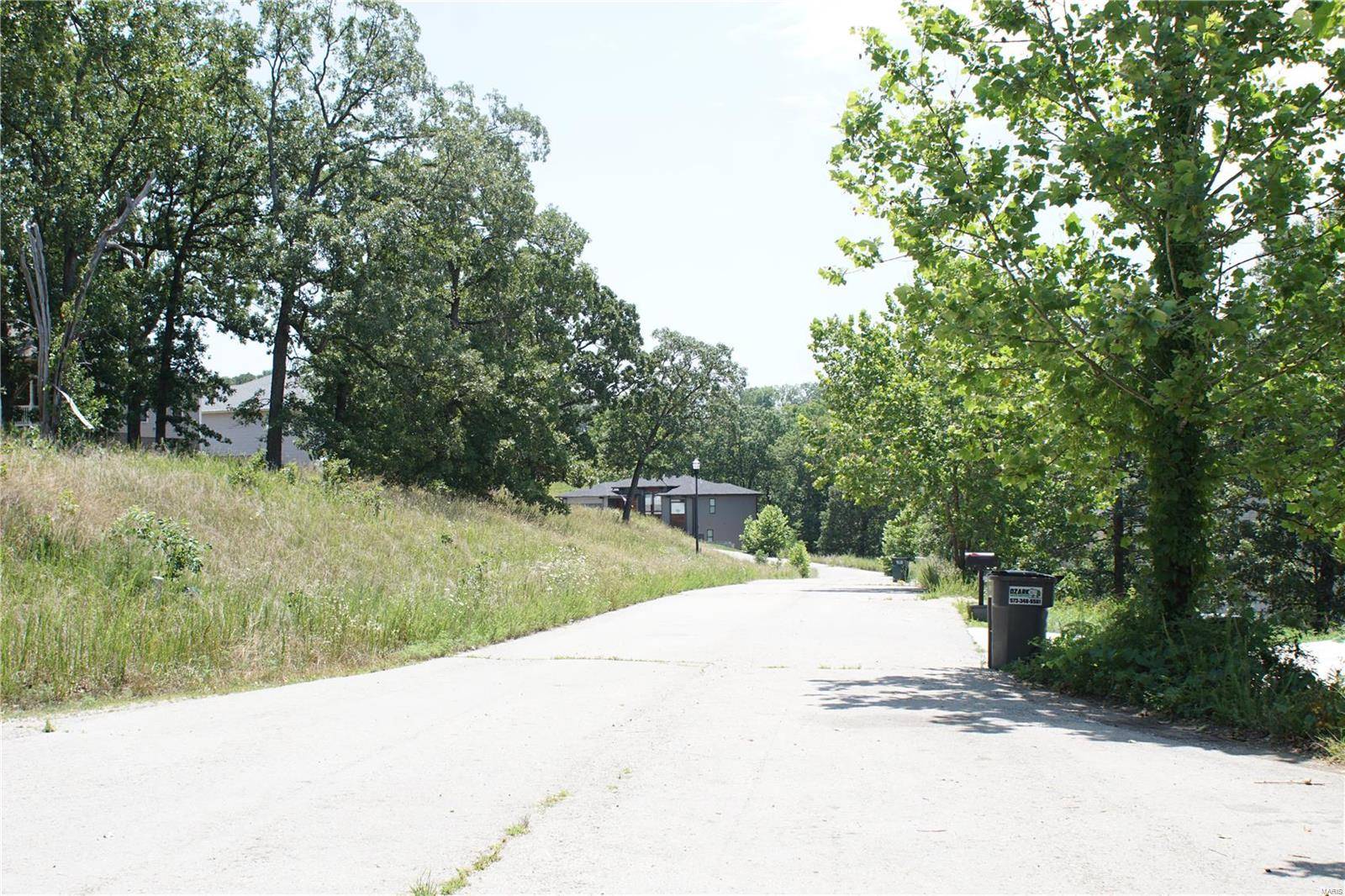 Lake Ozark, MO 65065,11 Deer Hollow LN