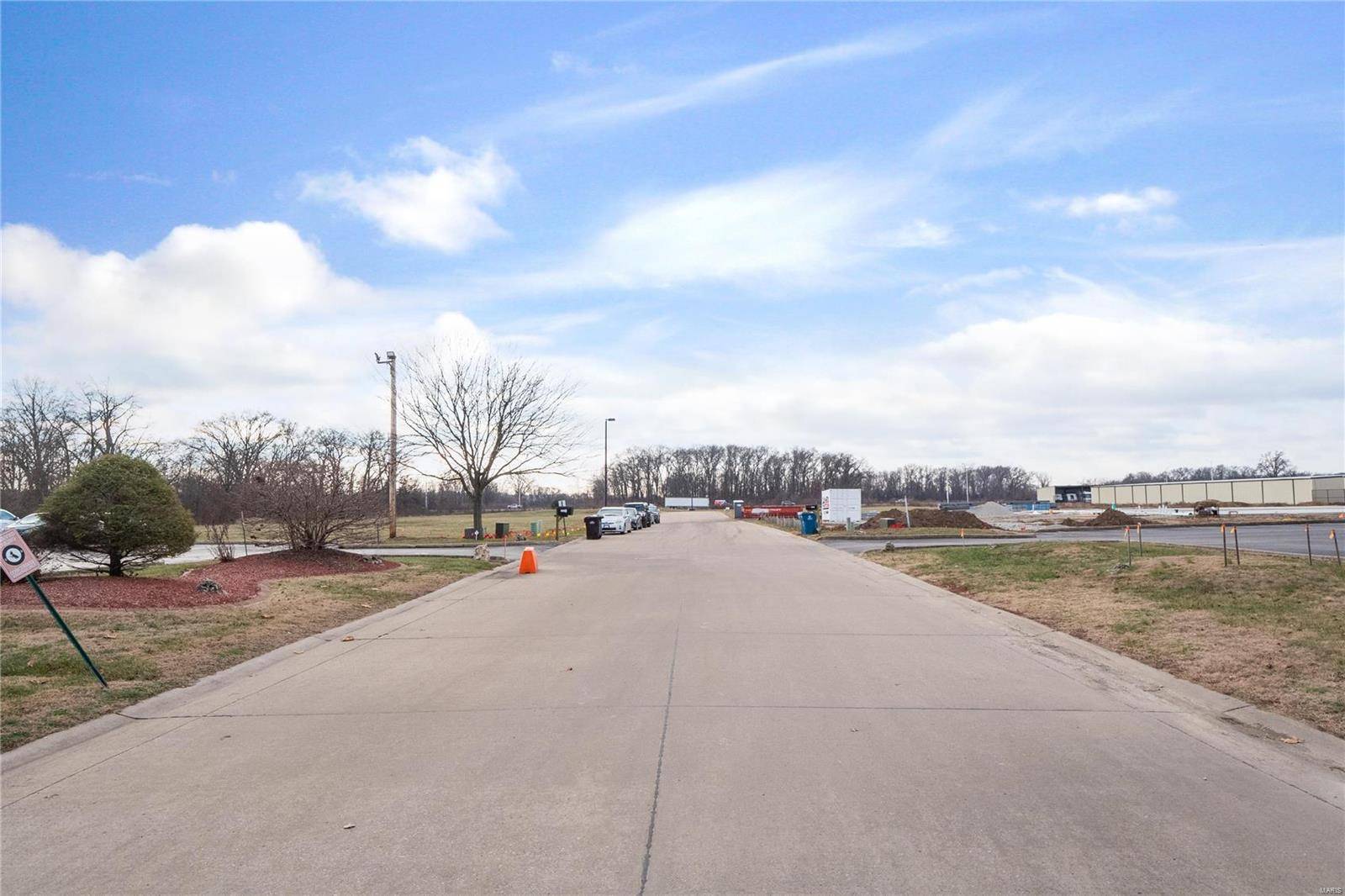 Edwardsville, IL 62025,2754 Route 66 Business Park DR