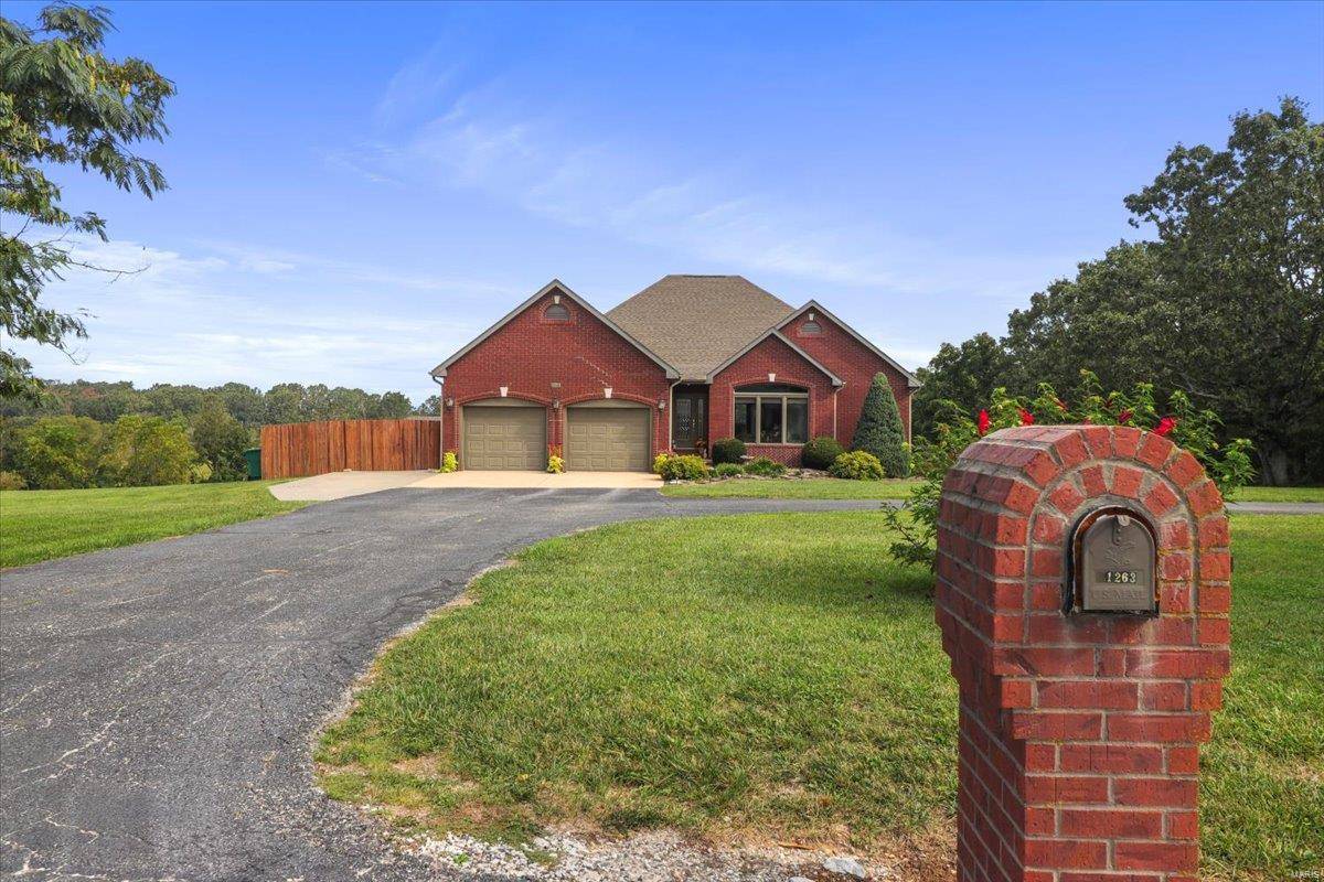 Mountain Grove, MO 65711,Address not disclosed