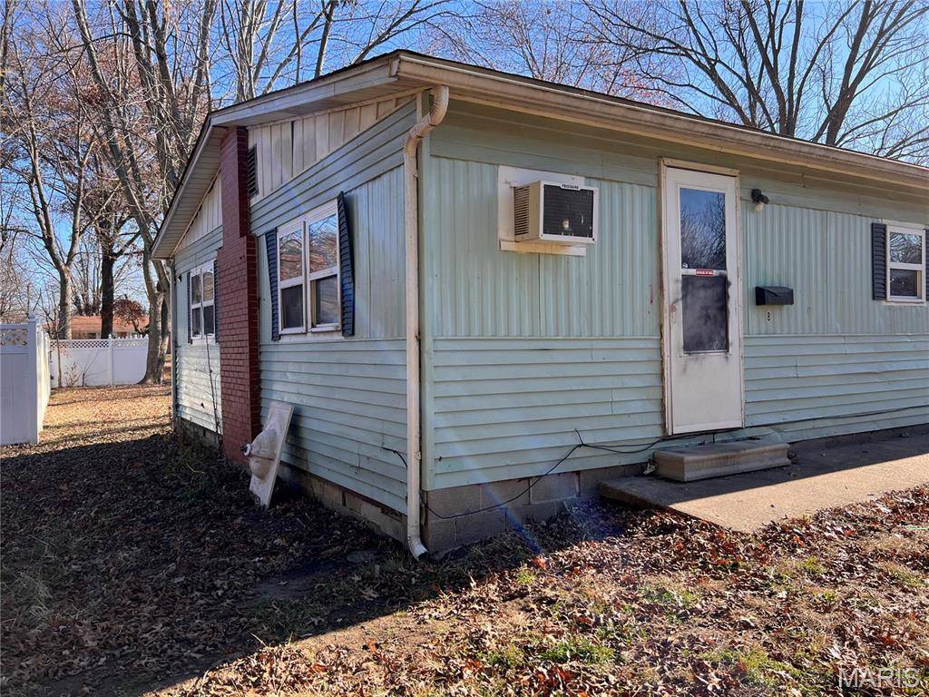 Marissa, IL 62257,5 Beverly LN