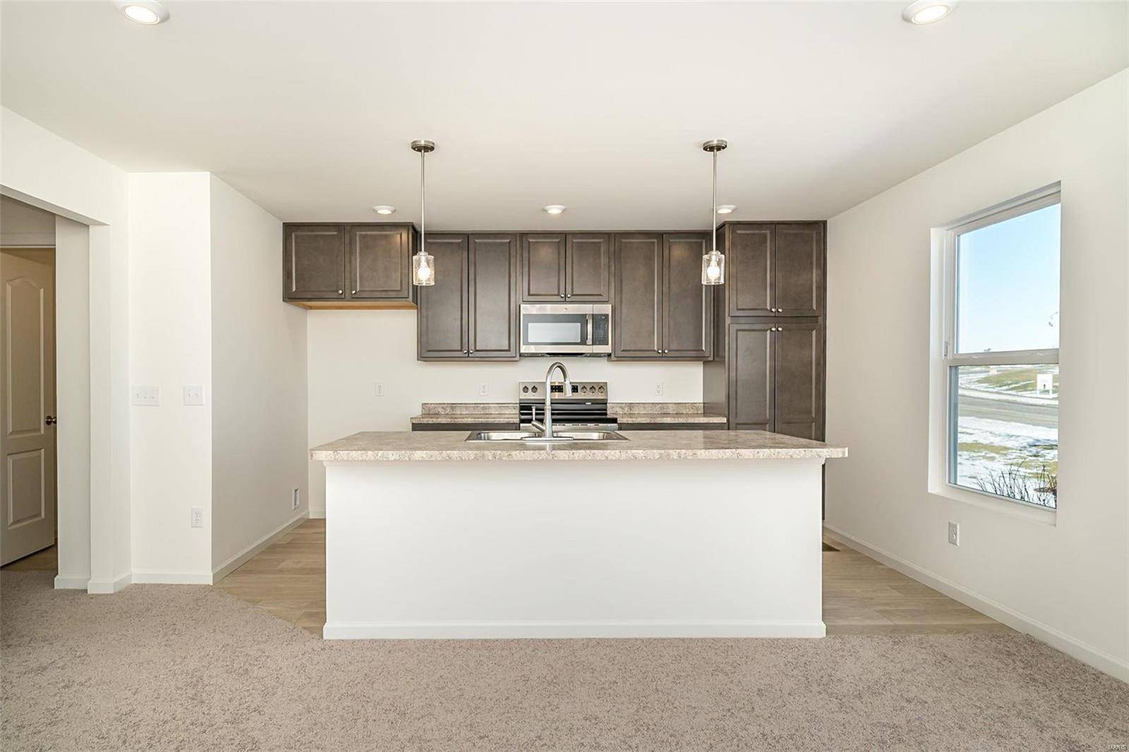 O'fallon, MO 63385,80 Mora BLVD #436-402