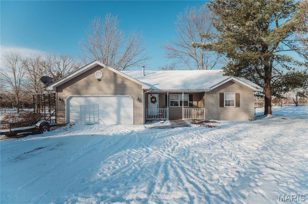 Belle, MO 65013,806 S Tebbetts
