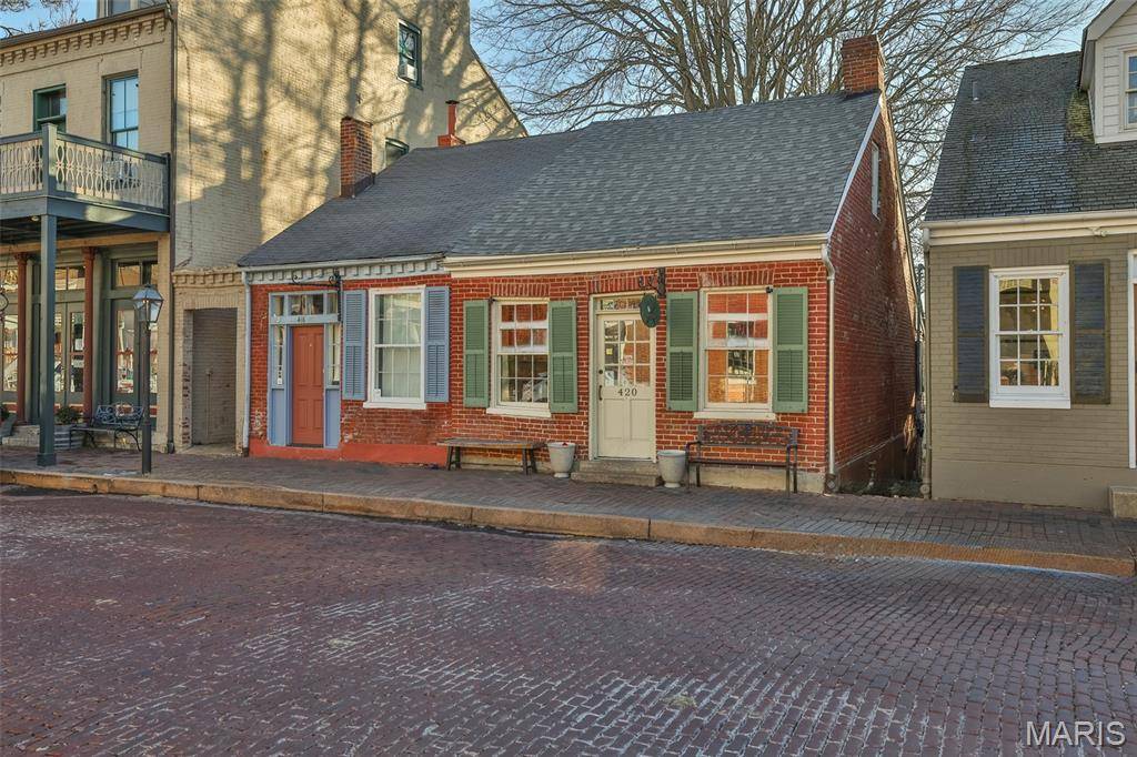 St Charles, MO 63301,420 S Main ST