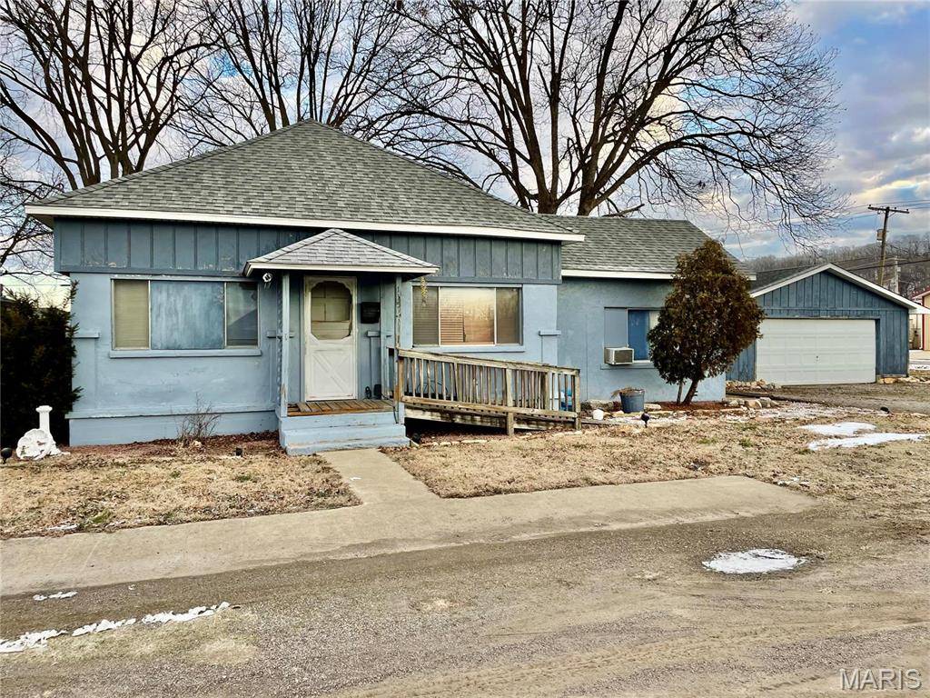 Chaffee, MO 63740,115 Cook AVE