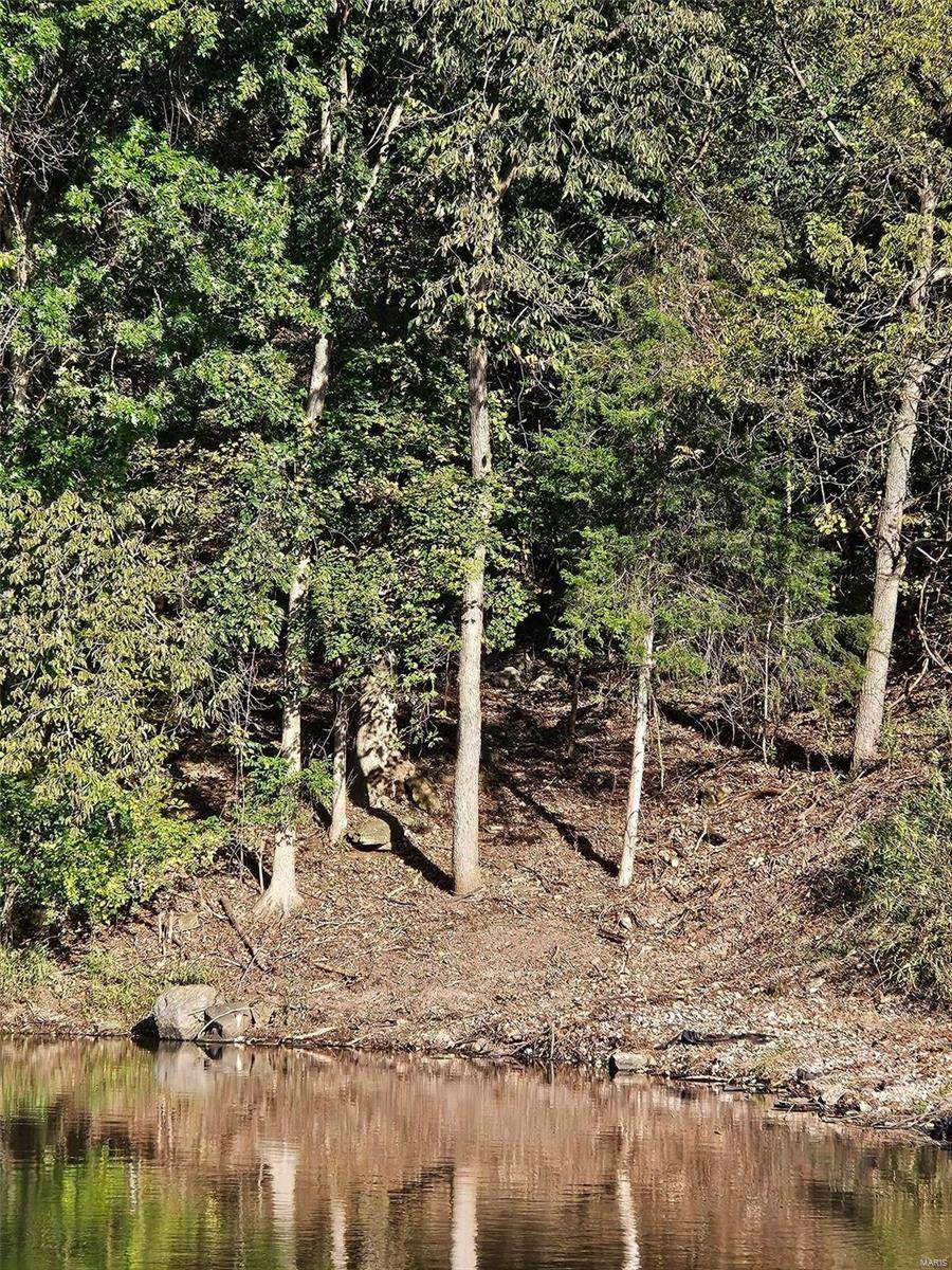 Lake Sherwood, MO 63357,138 N Lake Sherwood Dr.
