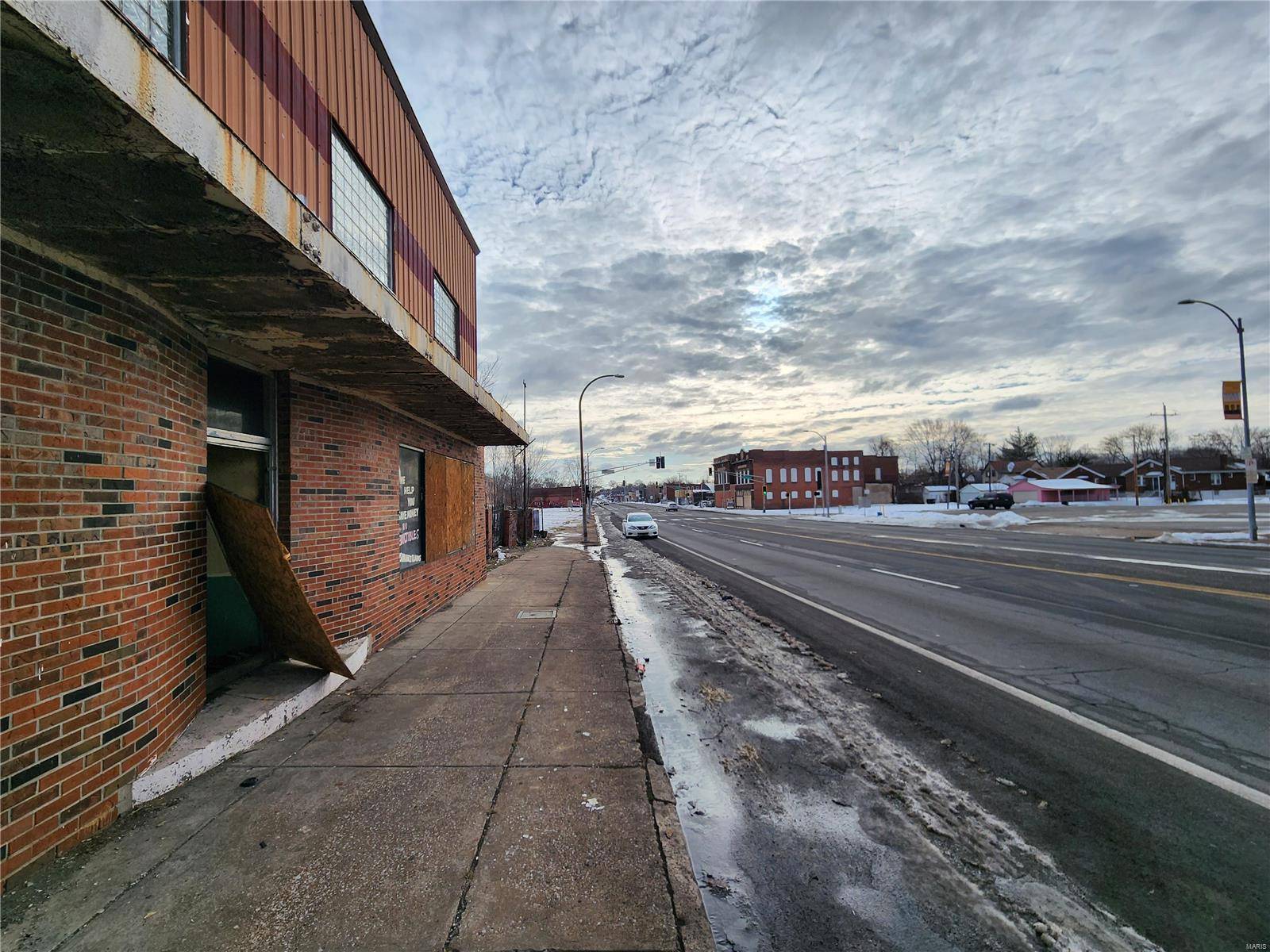 St Louis, MO 63115,4933 Natural Bridge AVE
