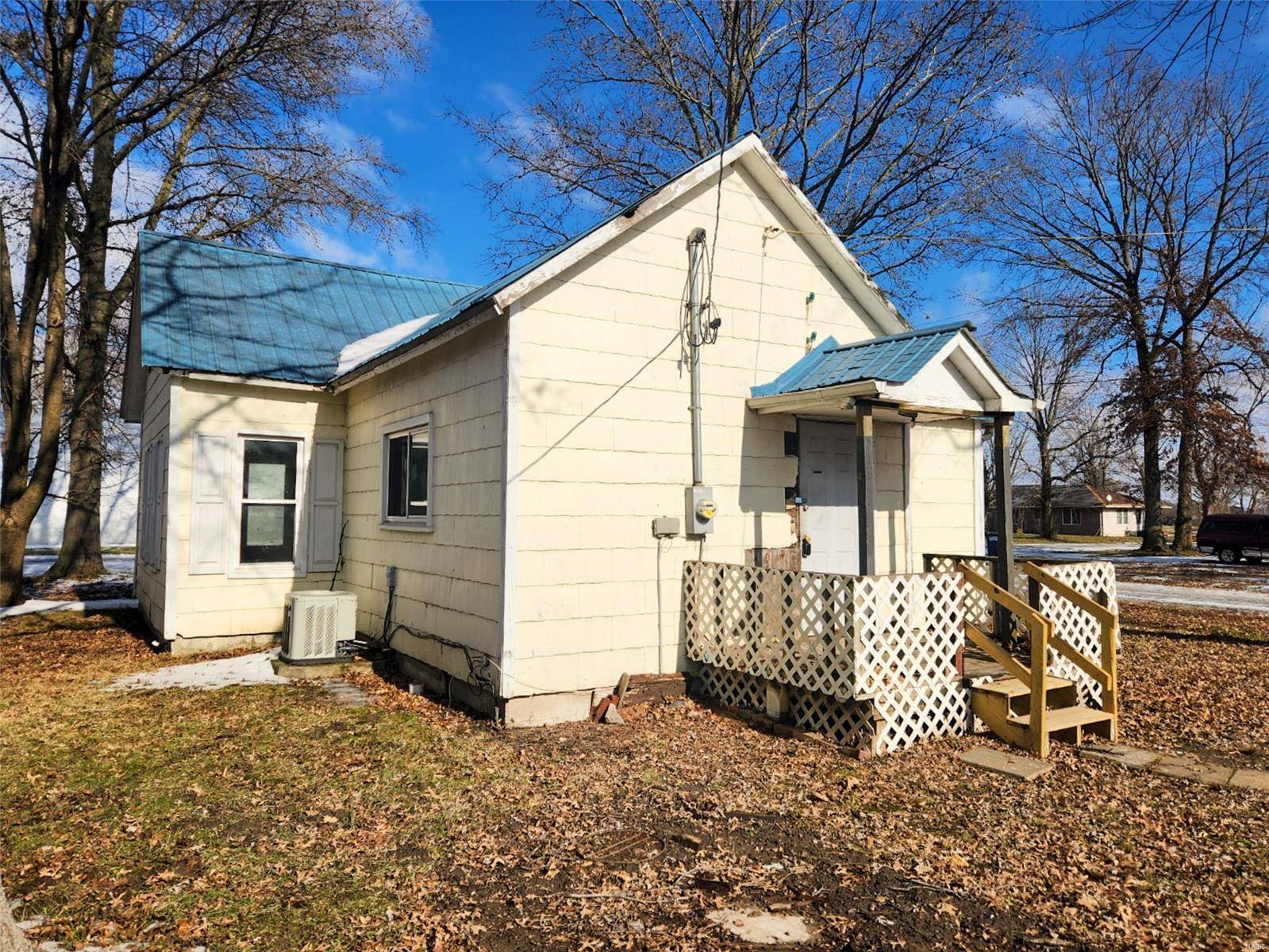 Cutler, IL 62238,209 N ERVIN ST