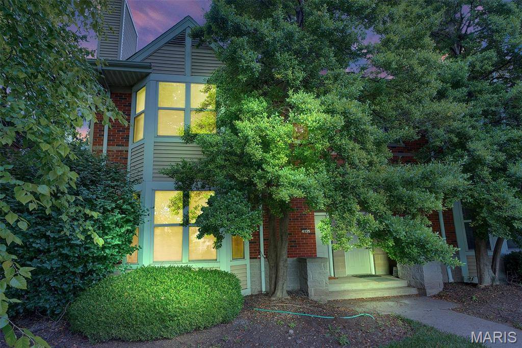 St Louis, MO 63108,4135 Westminster PL