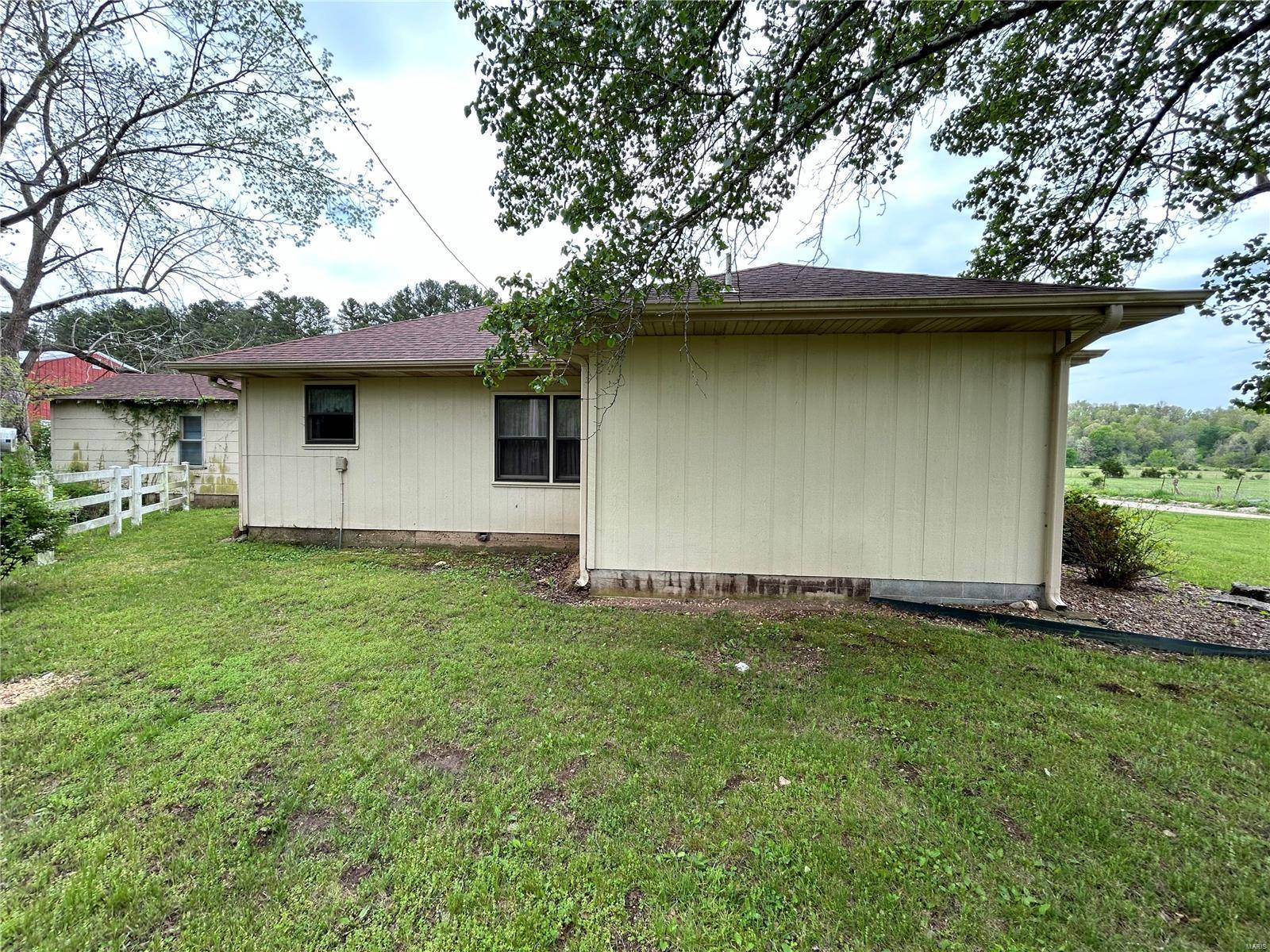 Salem, MO 65560,10110 Ashley Creek Road