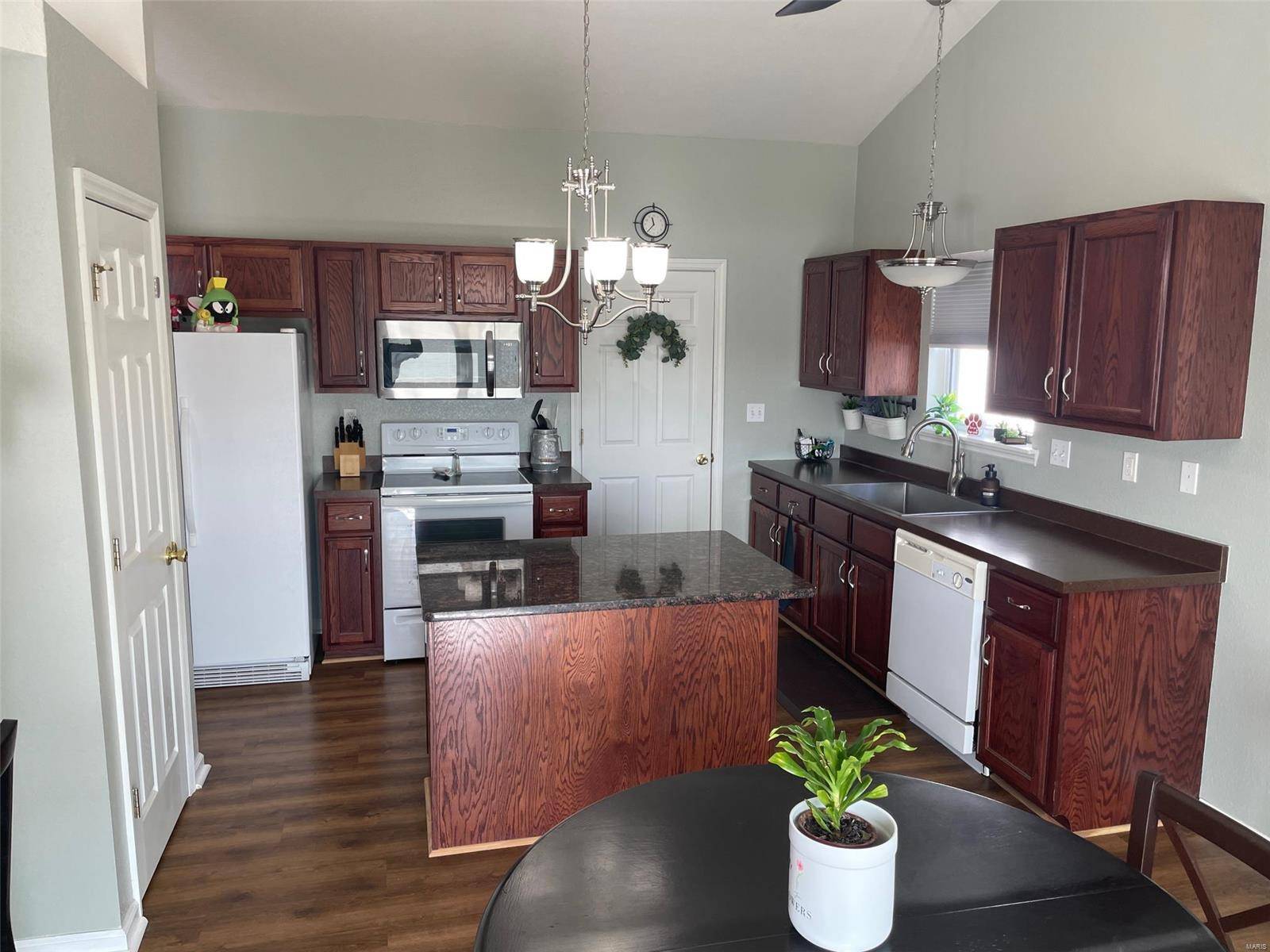 Imperial, MO 63052,6436 Glenstone DR