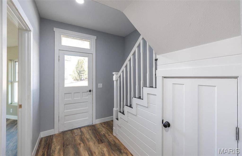 St James, MO 65559,120 E Charles ST