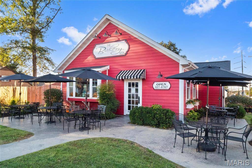 Nashville, IL 62263,313 W St. Louis ST