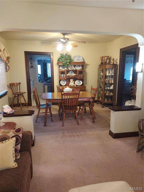 St Louis, MO 63114,2106 Lackland RD
