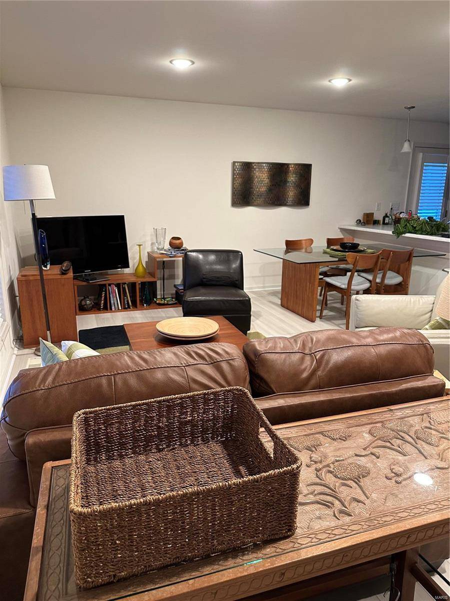 St Charles, MO 63301,5020 Starry Night LN