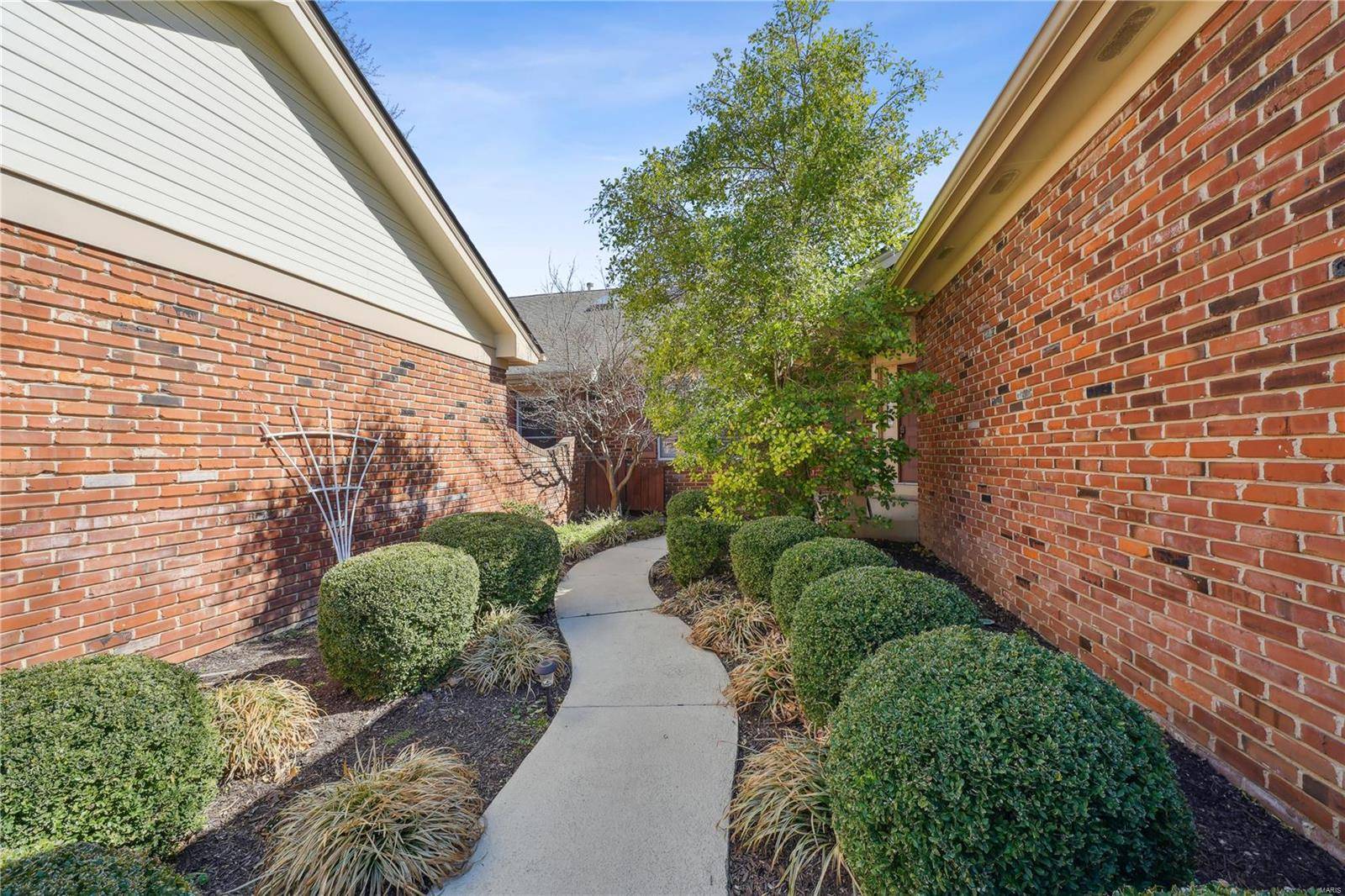 Chesterfield, MO 63017,304 Valley Forge CT