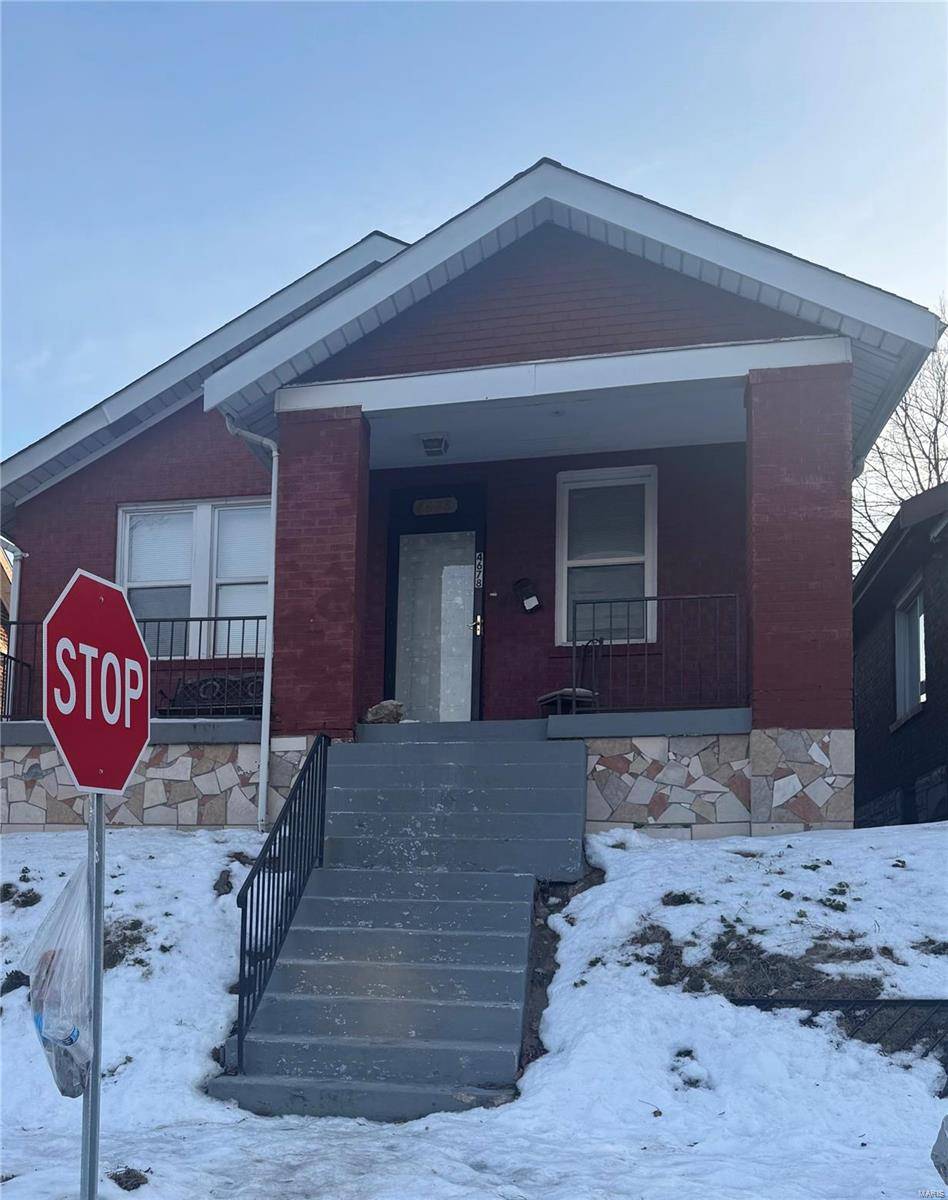 St Louis, MO 63115,4678 Lee AVE