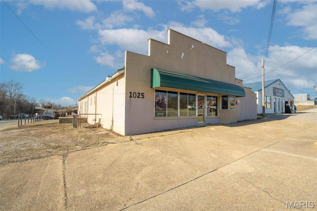 Poplar Bluff, MO 63901,1025 S Westwood BLVD