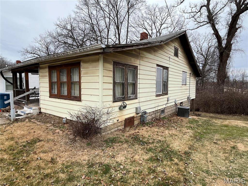 Alton, IL 62002,3620 Thomas AVE