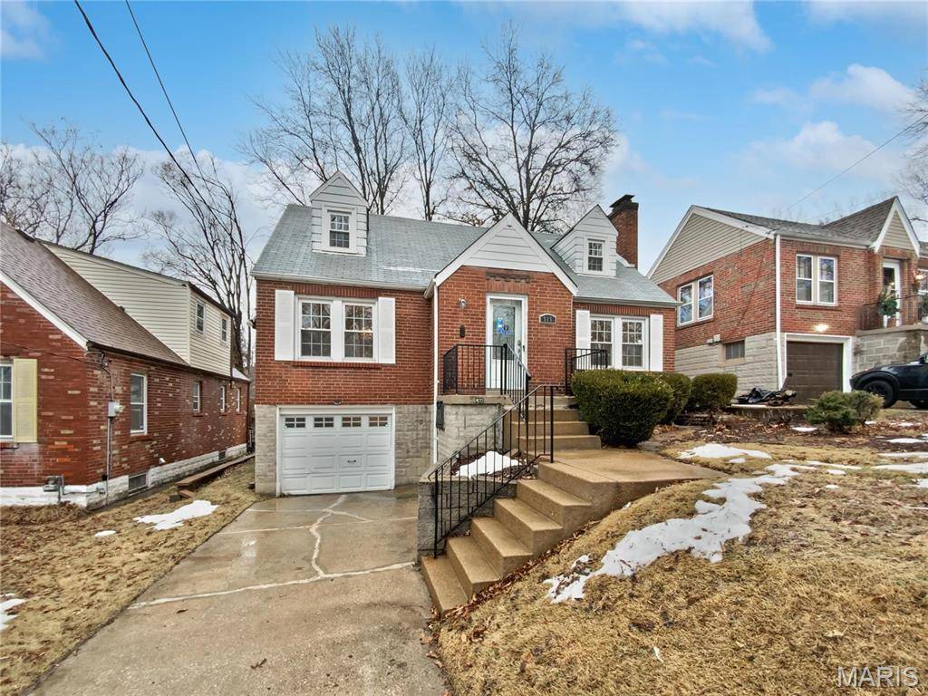 St Louis, MO 63135,515 Carson RD