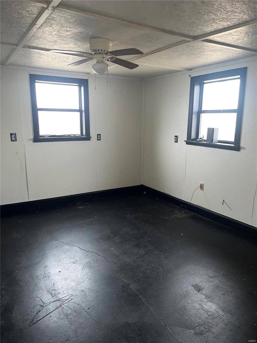 Arbyrd, MO 63829,109 S. Elm