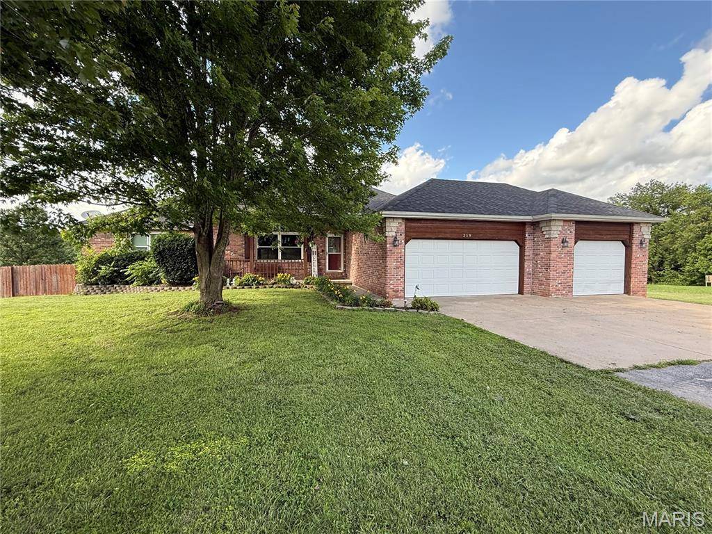 Clever, MO 65631,219 Creekview RD