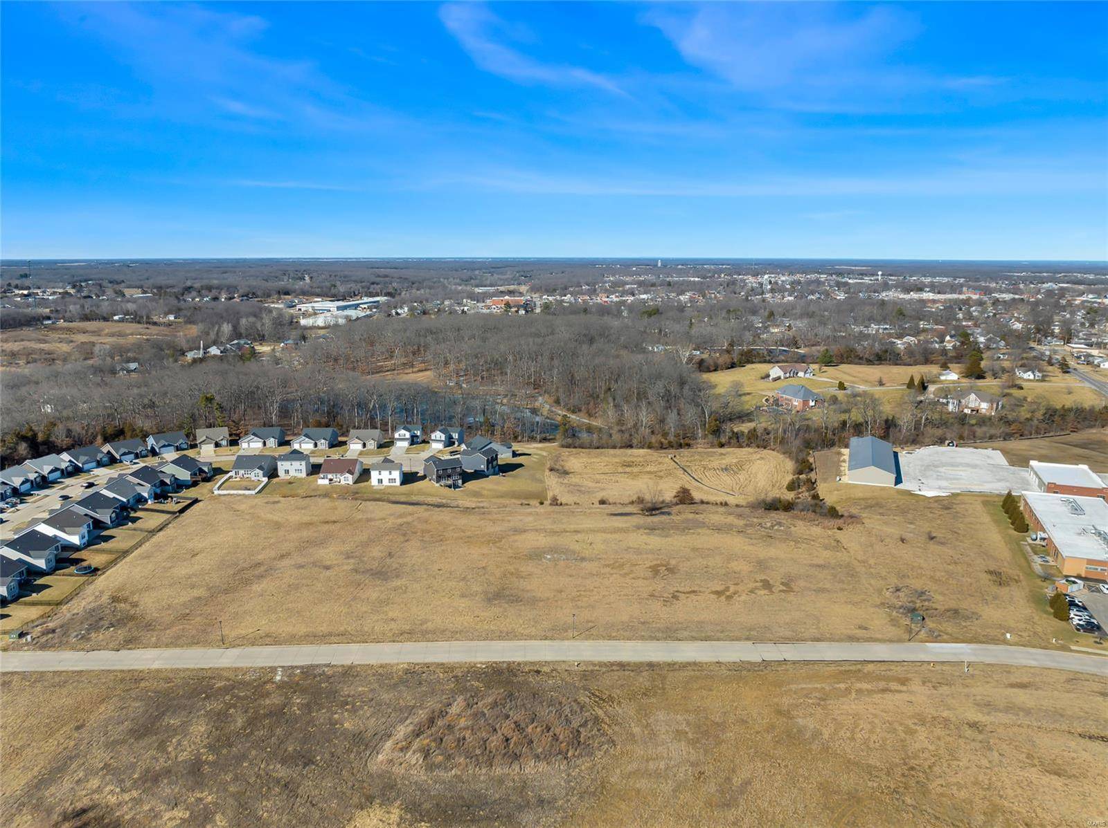 Warrenton, MO 63383,2 Brune Business Park CT #4a