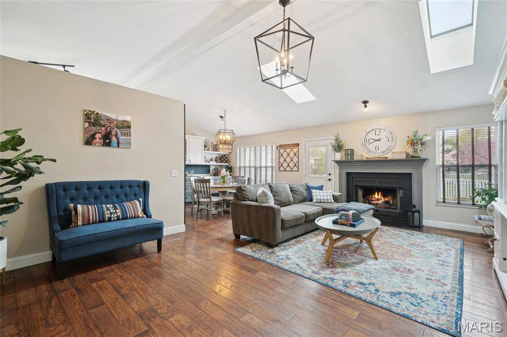 St Peters, MO 63376,4 Lewis CT