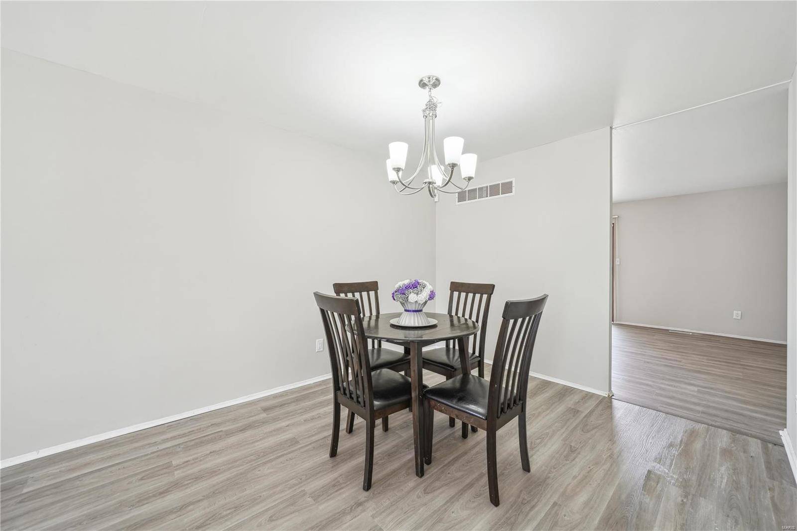 Florissant, MO 63033,3635 Saint Catherine ST