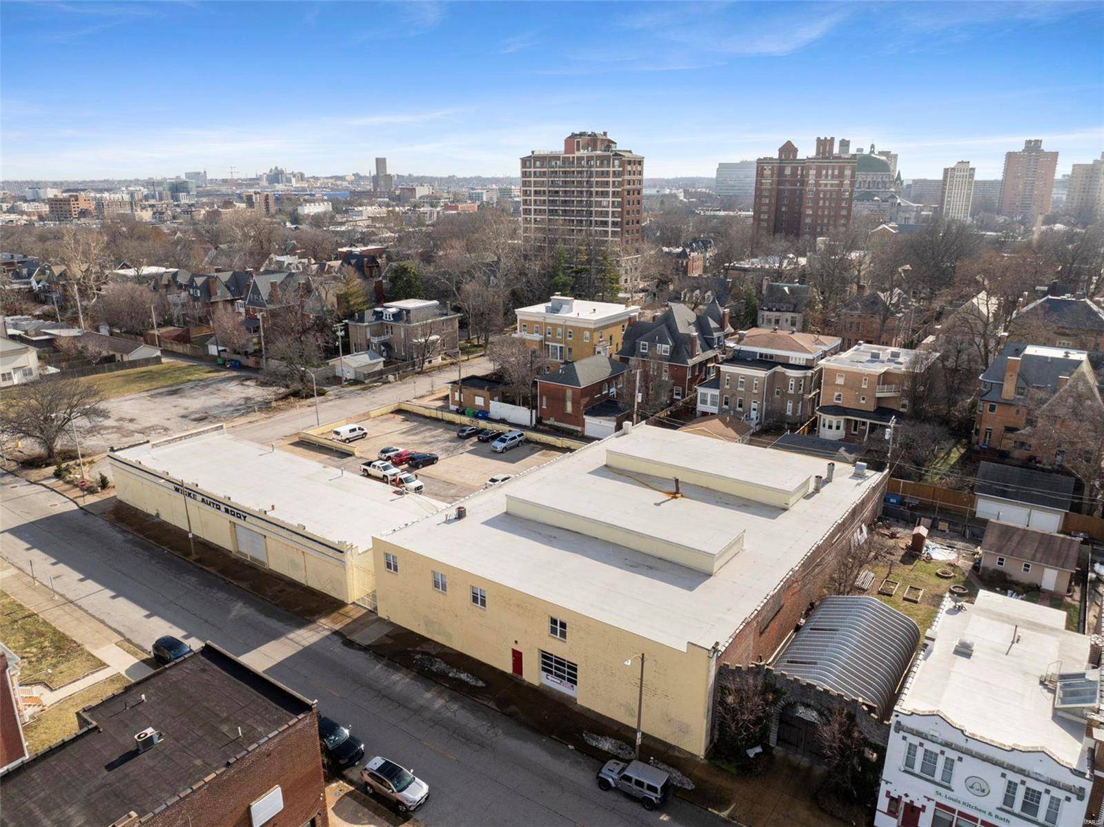 St Louis, MO 63108,4400 Olive ST