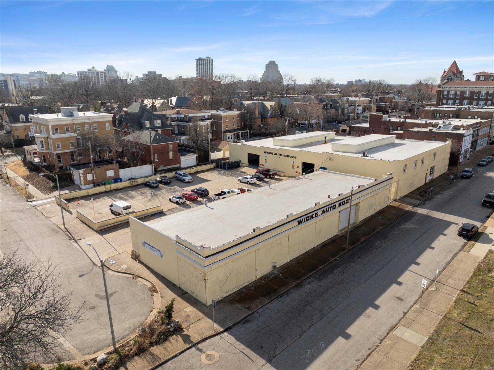 St Louis, MO 63108,4400 Olive ST