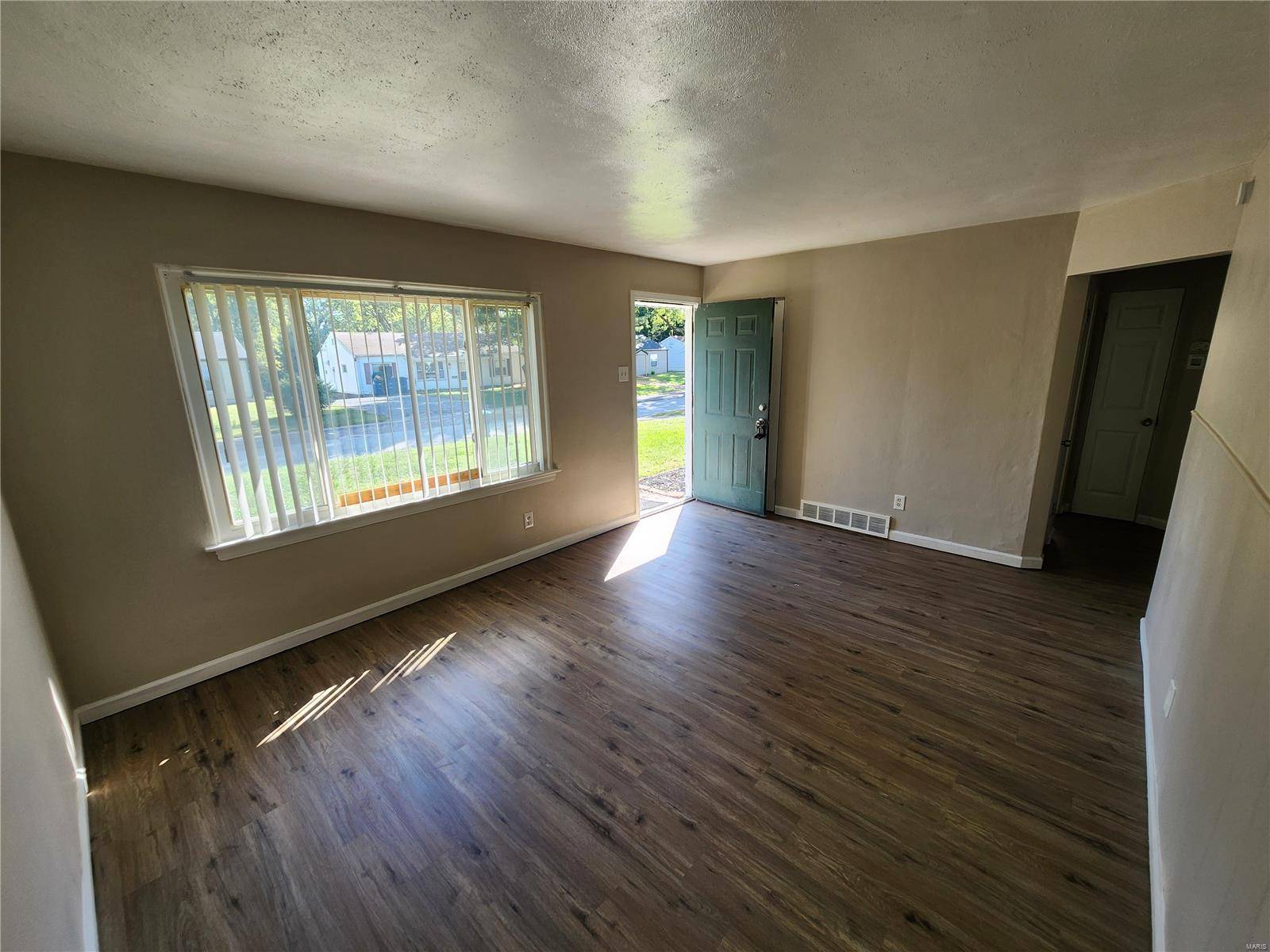 St Louis, MO 63136,9831 Lorna LN