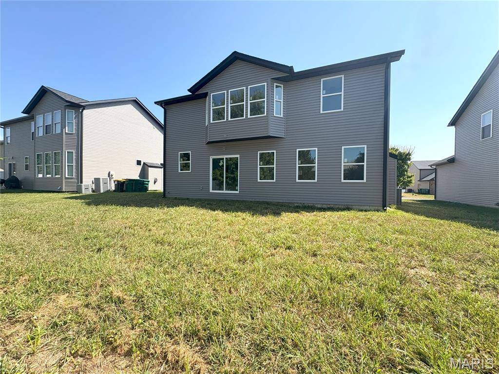 O'fallon, IL 62269,840 Bassett ST