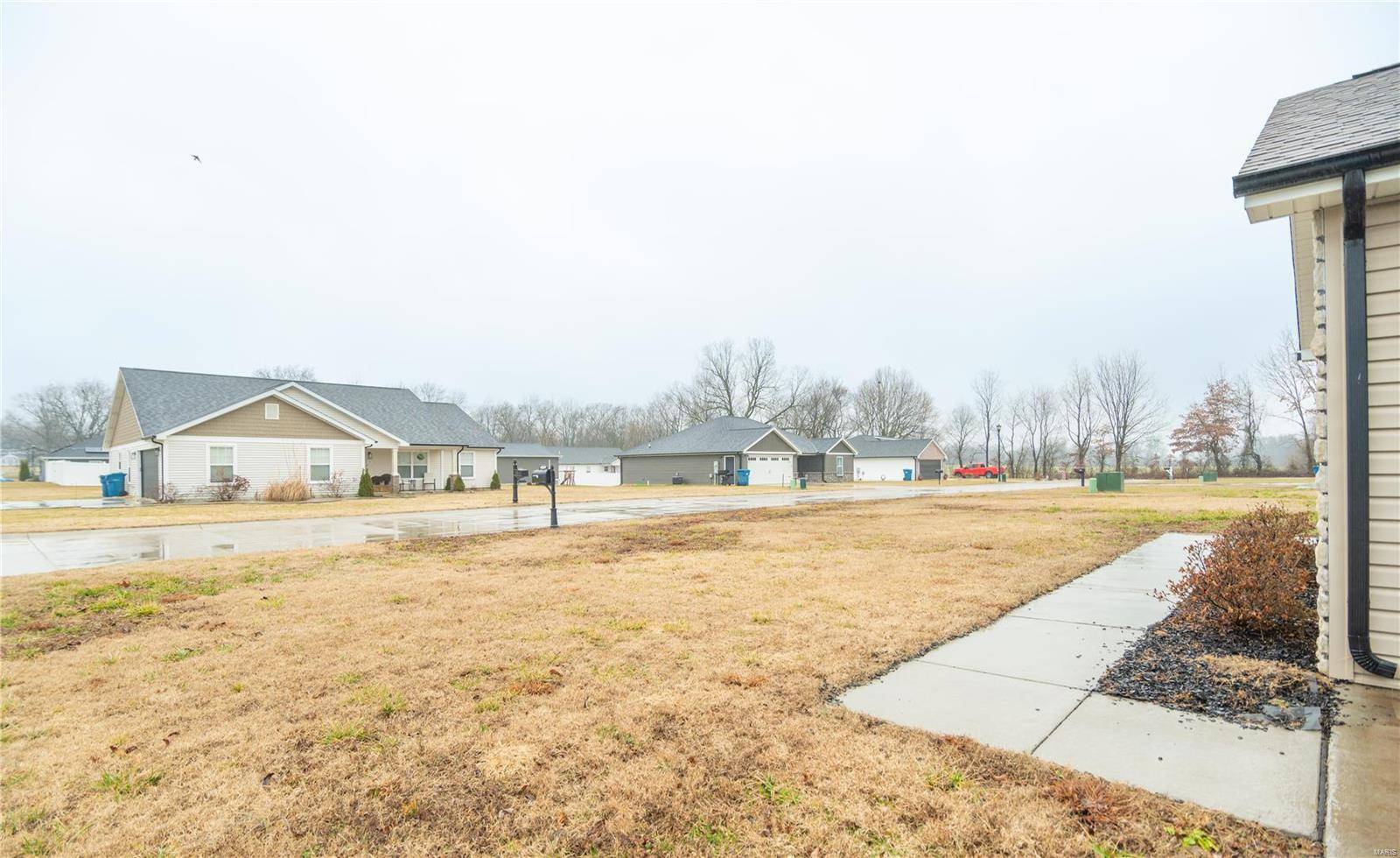 Benton, MO 63736,12 Paradise ST