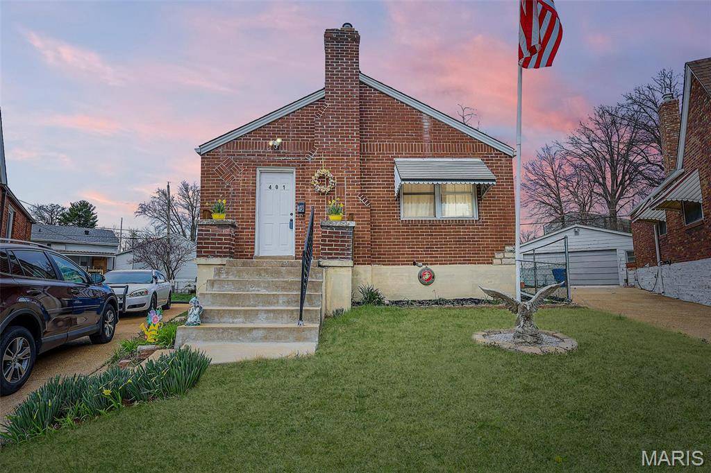 St Louis, MO 63125,401 Winston DR