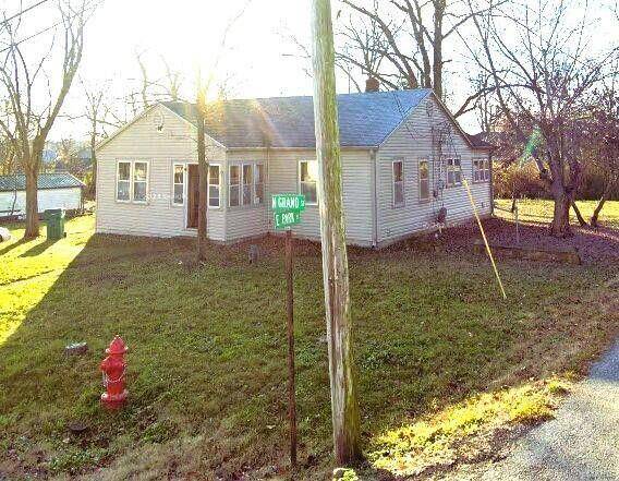 Willow Springs, MO 65793,415 N Grand ST